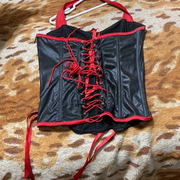 Tesa Other - NWOT Corset in Black w/ Red Laces